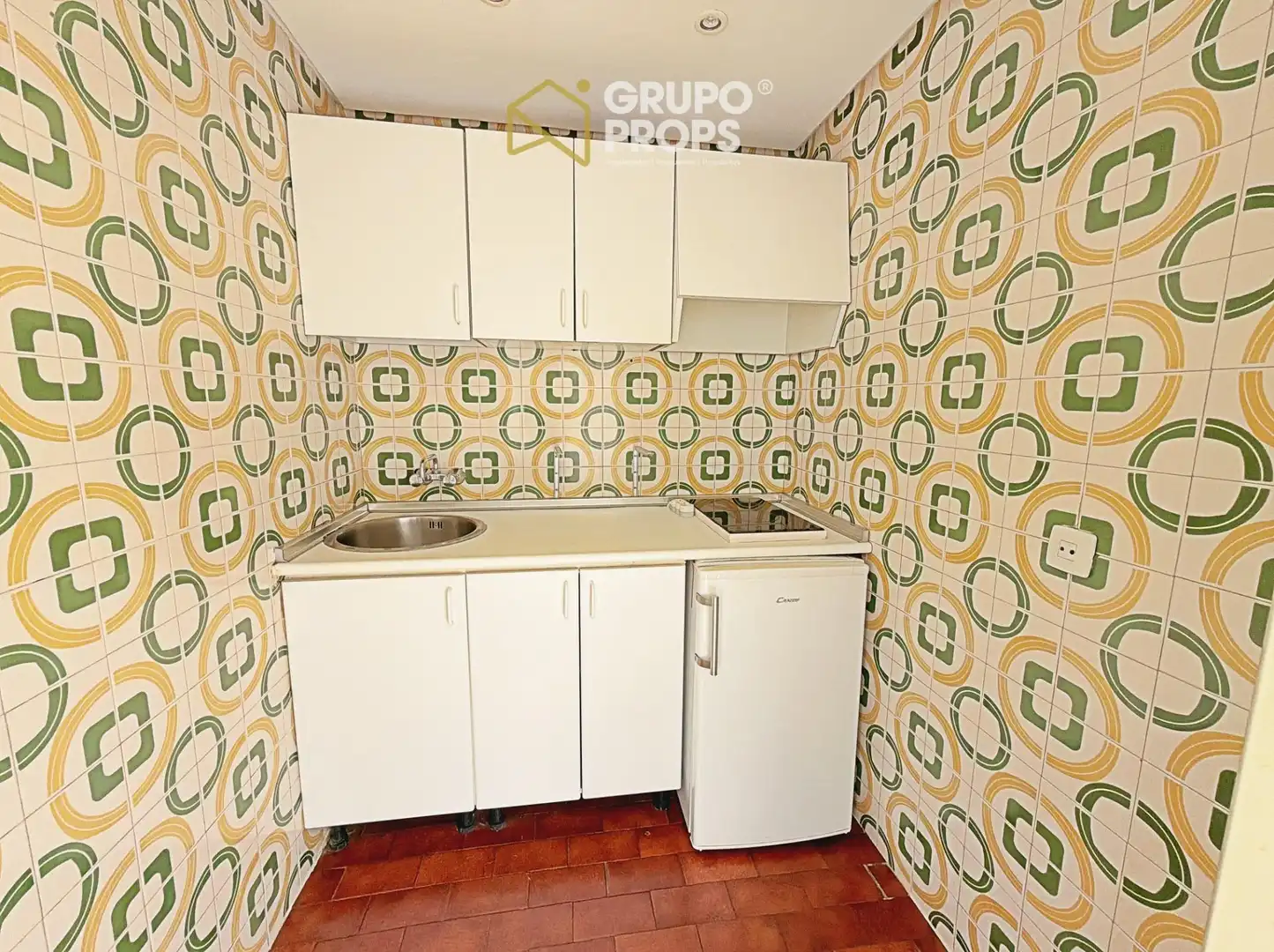 Cocina de Apartamento en venta en Madrid con Calefacción y Balcón
