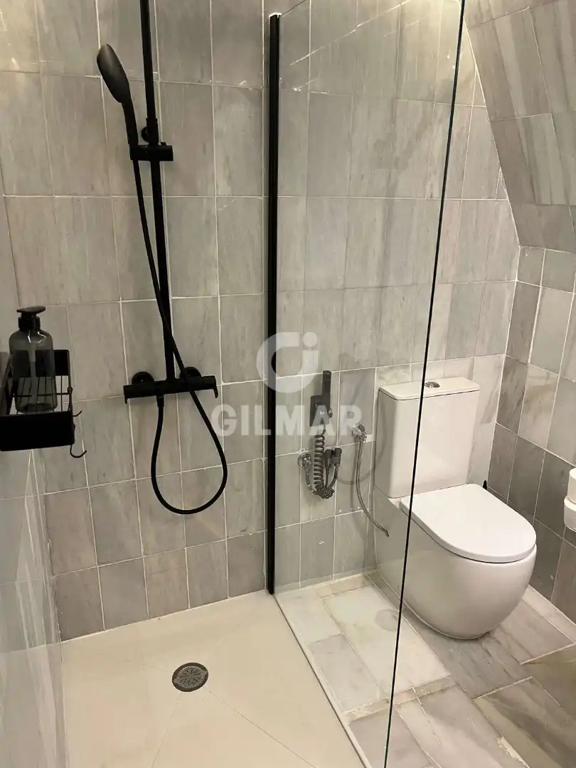 Badezimmer von Wohnung zur Miete in El Puerto de Santa María mit Klimaanlage, Heizung und Terrasse
