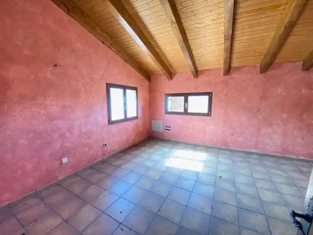 Wohnzimmer von Grundstücke zum Verkauf in Sabiñánigo