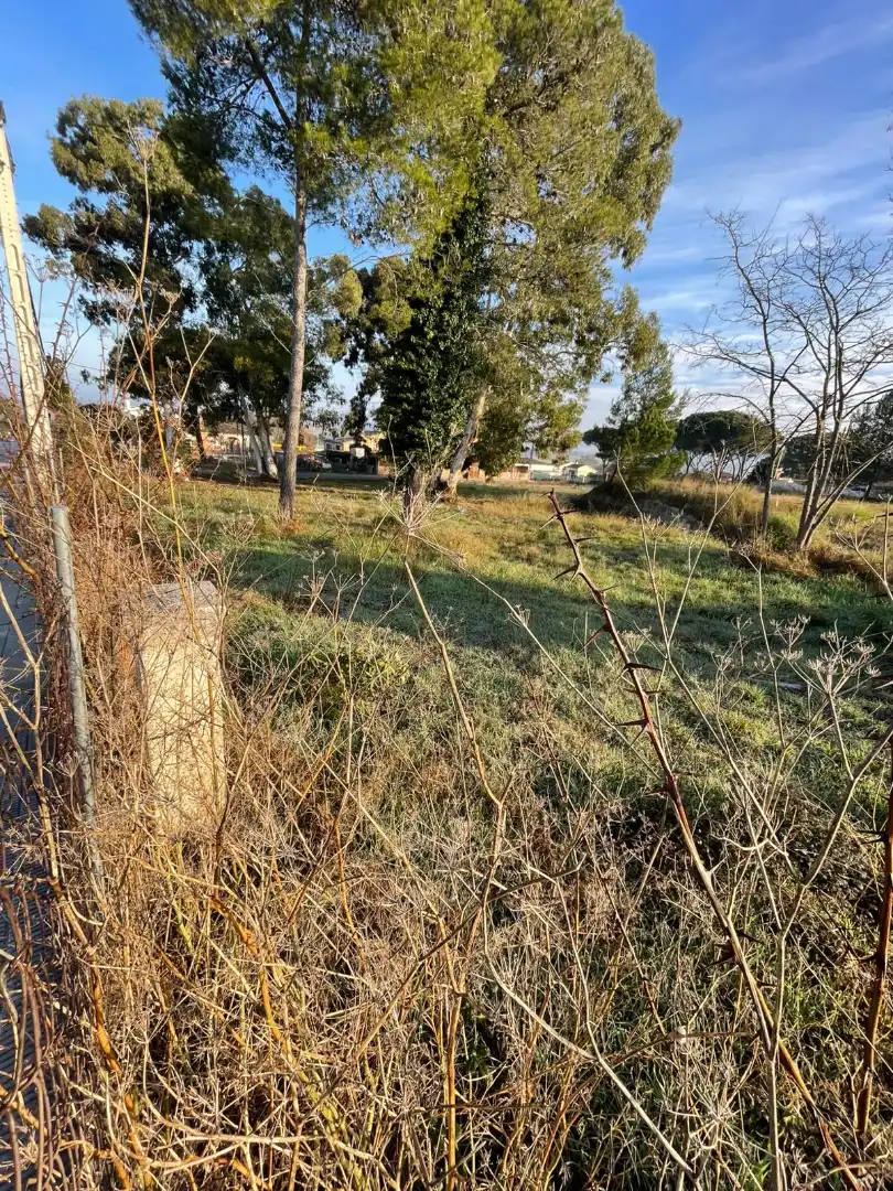Terreno industrial en venta en Llagostera