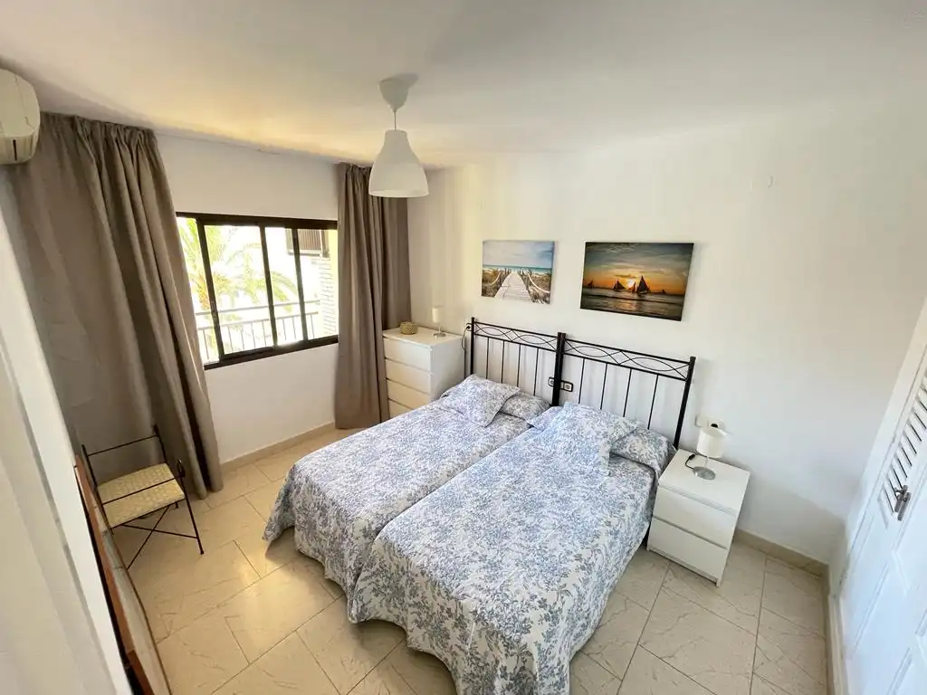 Apartments for rent in Paseo Marítimo Rey de España, 96, Playa de los Boliches