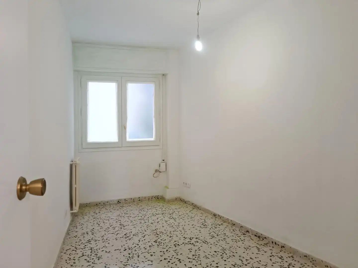 Dormitori de Pis en venda en Tarragona amb Aire condicionat, Calefacció i Terrassa