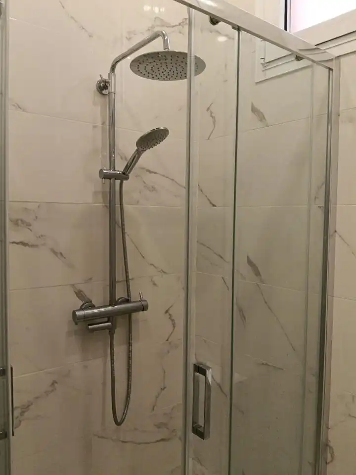 Bany de Estudi en venda en Madrid amb Aire condicionat, Calefacció i Moblat