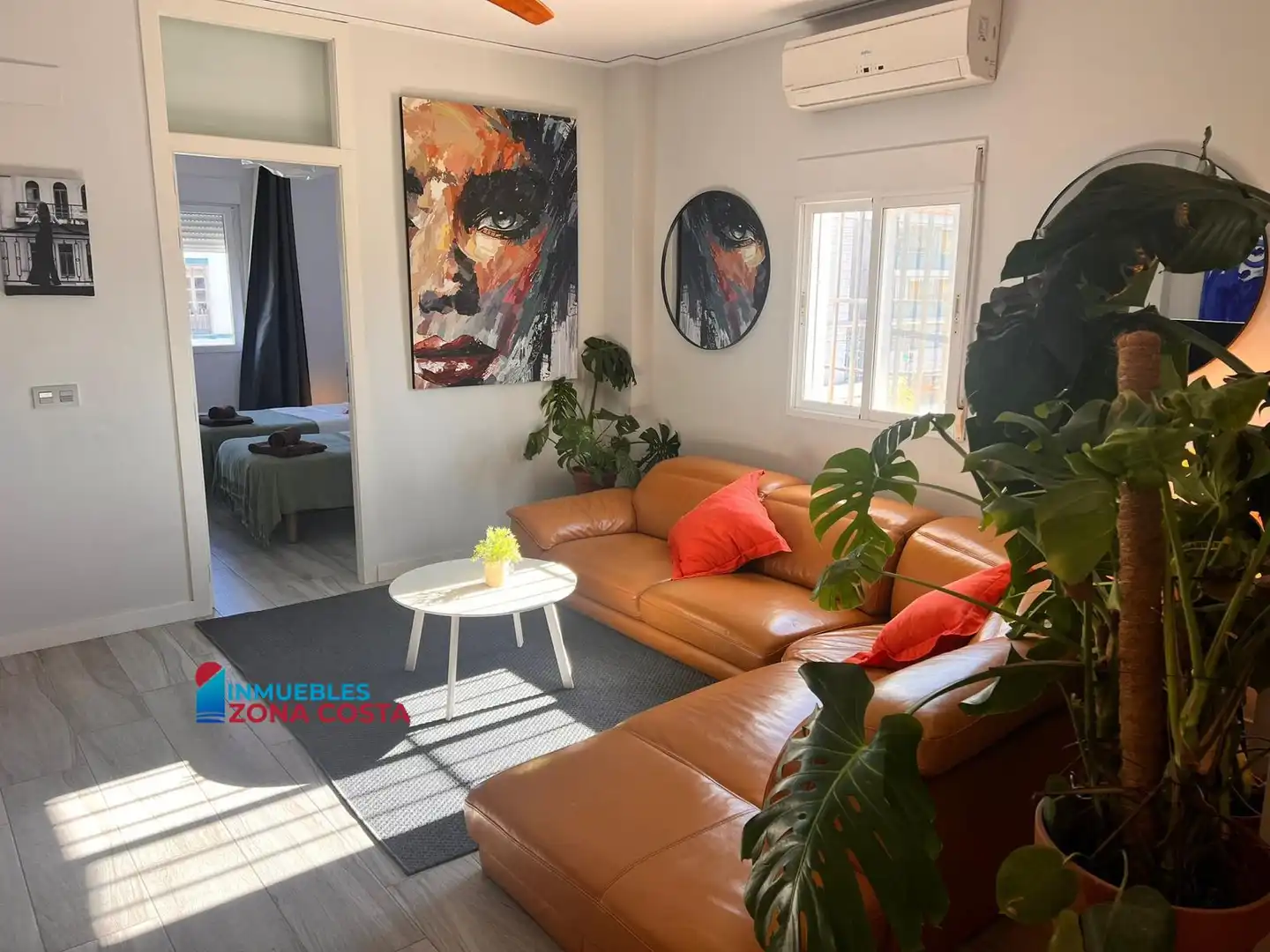 Living room of Houses for sale in Valencia  with Air Conditioner, Heating and Terrace