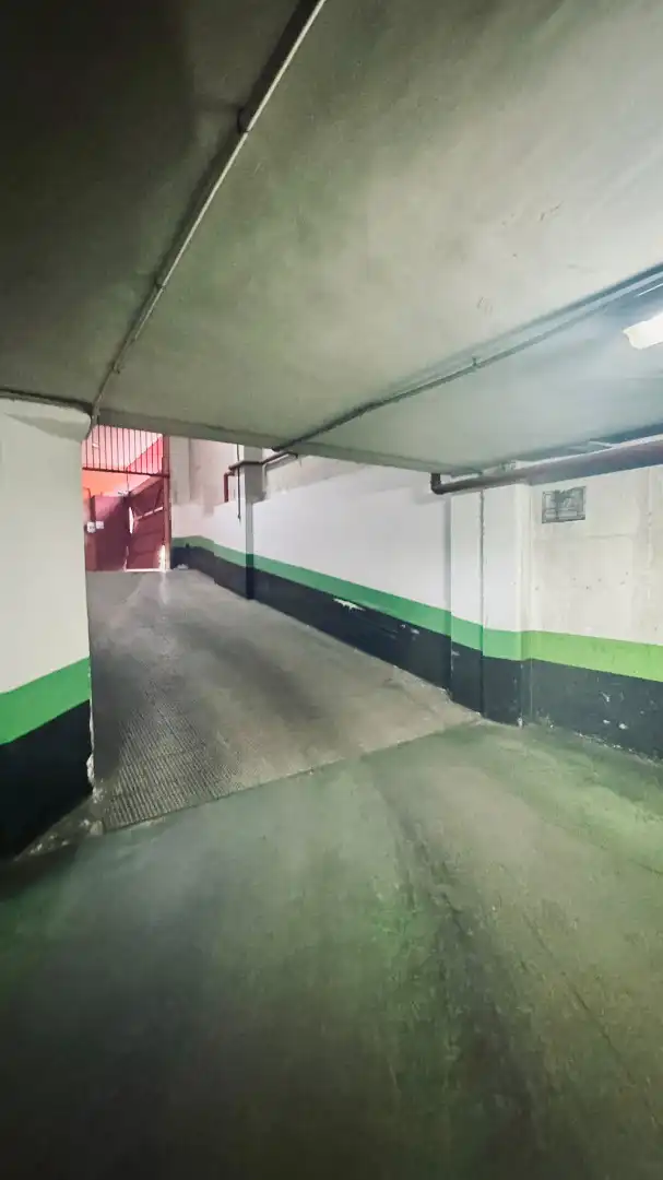 Aparcament de Garatge en venda en Puente de Vallecas