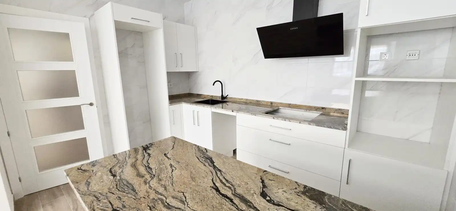 Cocina de Piso en venta en Petrer con Aire acondicionado