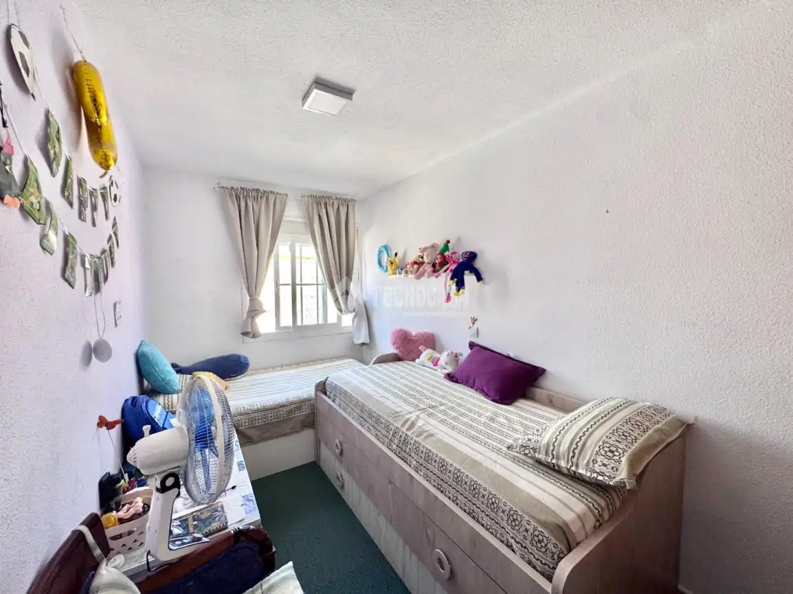 Schlafzimmer von Wohnung zum Verkauf in Yuncos mit Klimaanlage und Terrasse