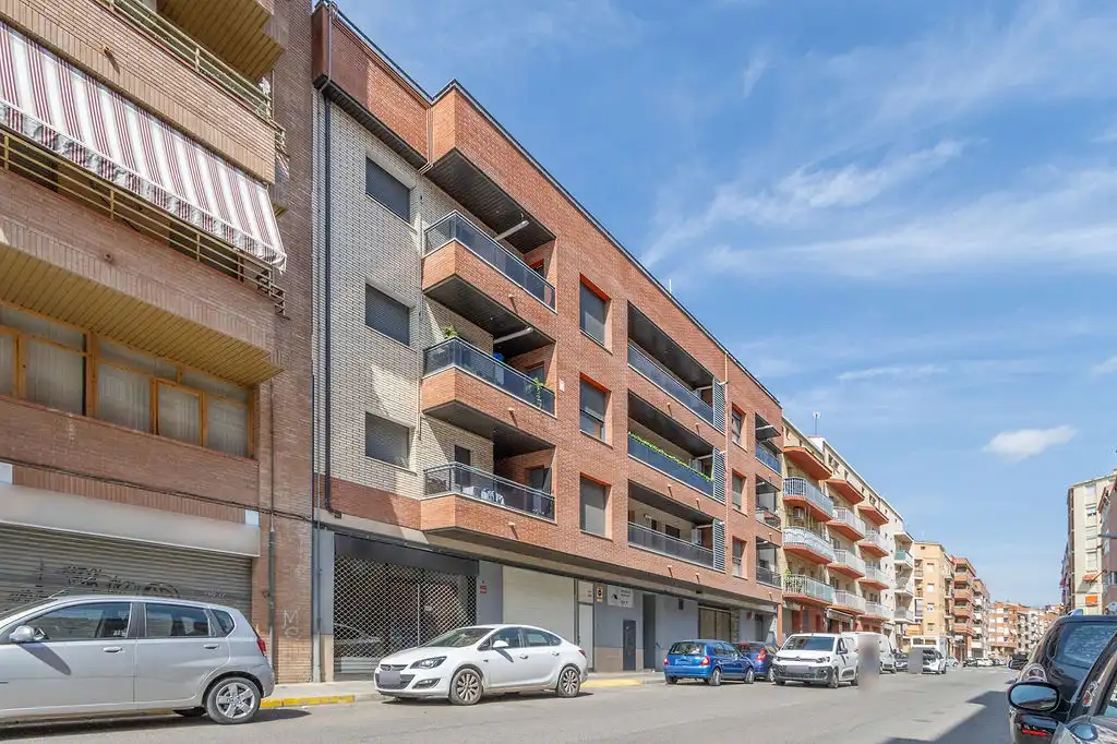 Vista exterior de Pis en venda en Lleida