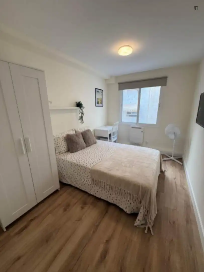 Habitación de Apartamento para compartir en Alicante / Alacant con Aire acondicionado, Amueblado y Horno