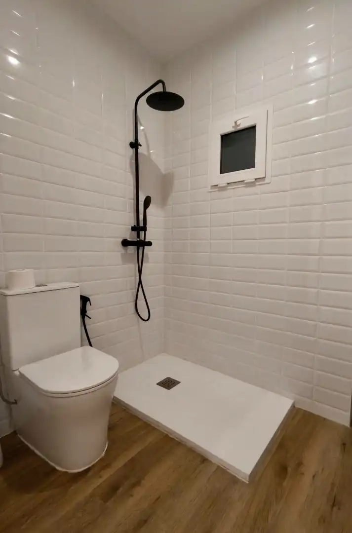 Bany de Planta baixa en venda en Barcelona amb Aire condicionat, Calefacció i Parquet