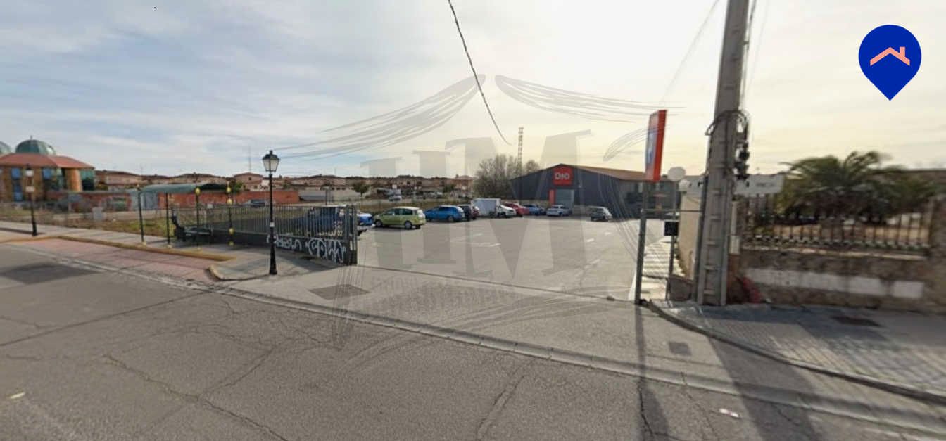 Aparcament de Casa adosada en venda en Carranque amb Calefacció, Jardí privat i Forn