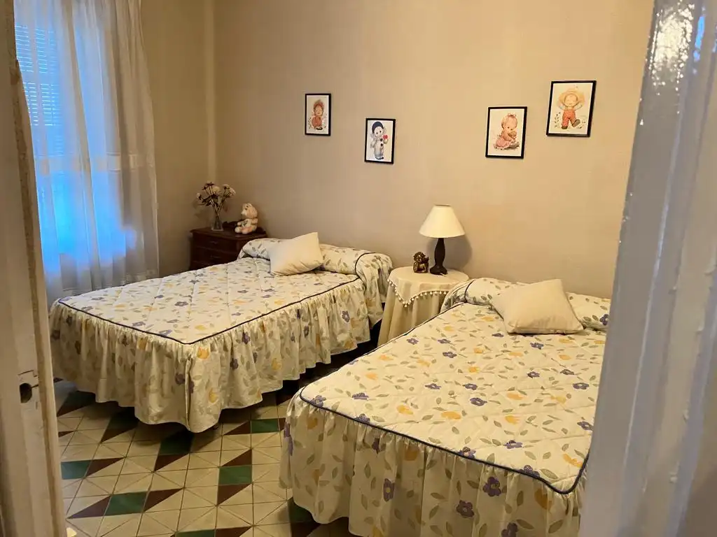 Dormitori de Casa o xalet en venda en Íscar amb Calefacció, Jardí privat i Terrassa