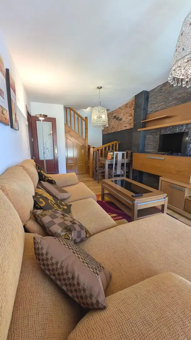Living room of Flat for rent in Piélagos  with Heating, Terrace and Furnished