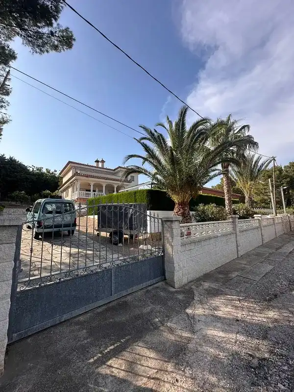 Vista exterior de Casa o xalet en venda en Pratdip amb Aire condicionat, Calefacció i Jardí privat