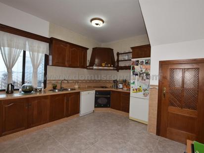 Kitchen of Single-family semi-detached for sale in Arriate  with Heating, Terrace and Storage room