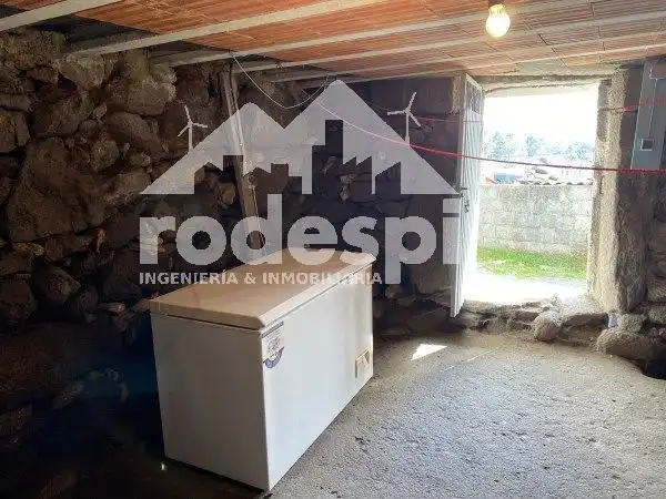 Casa adosada en venta en A Cañiza   con Trastero y Amueblado