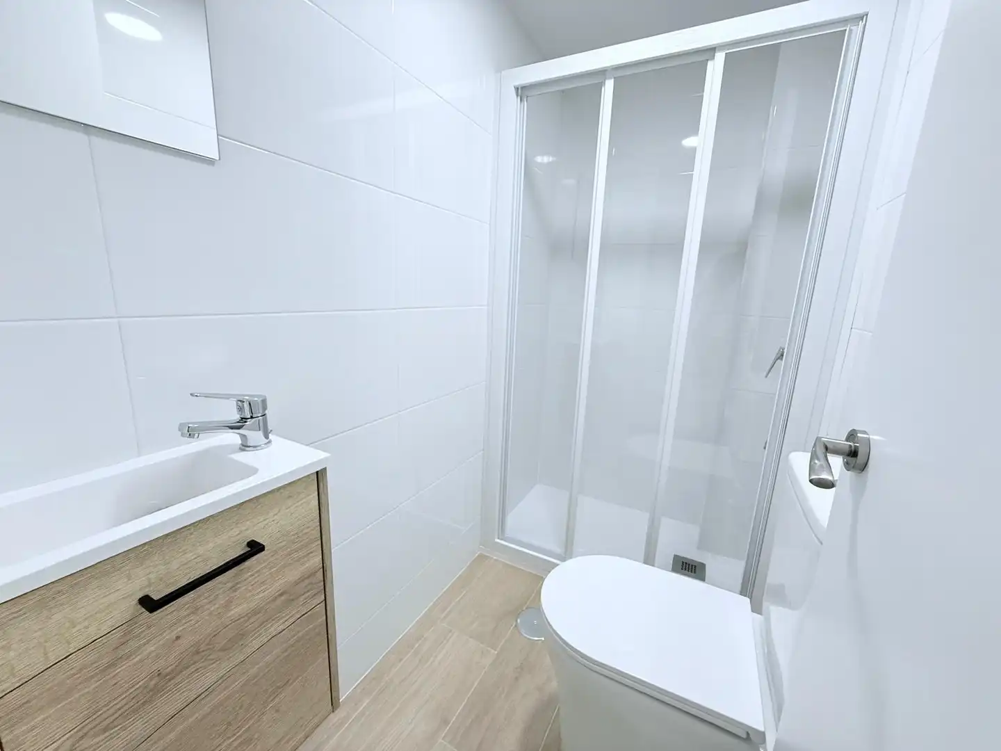Room in Calle del Puerto del Bruch, 7, Casco Histórico de Vallecas
