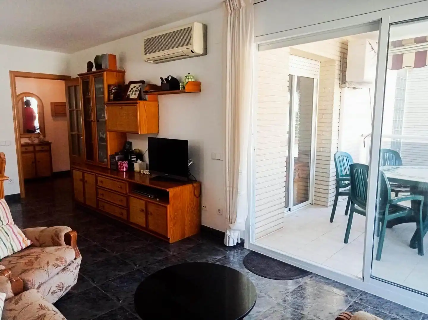Living room of Flat for sale in Cunit  with Air Conditioner, Terrace and Community pool