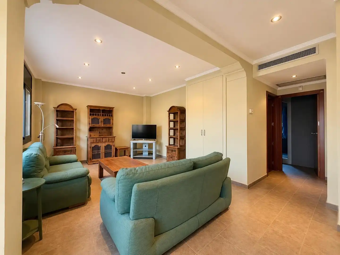 Sala d'estar de Casa o xalet en venda en Les Franqueses del Vallès amb Calefacció, Terrassa i Balcó