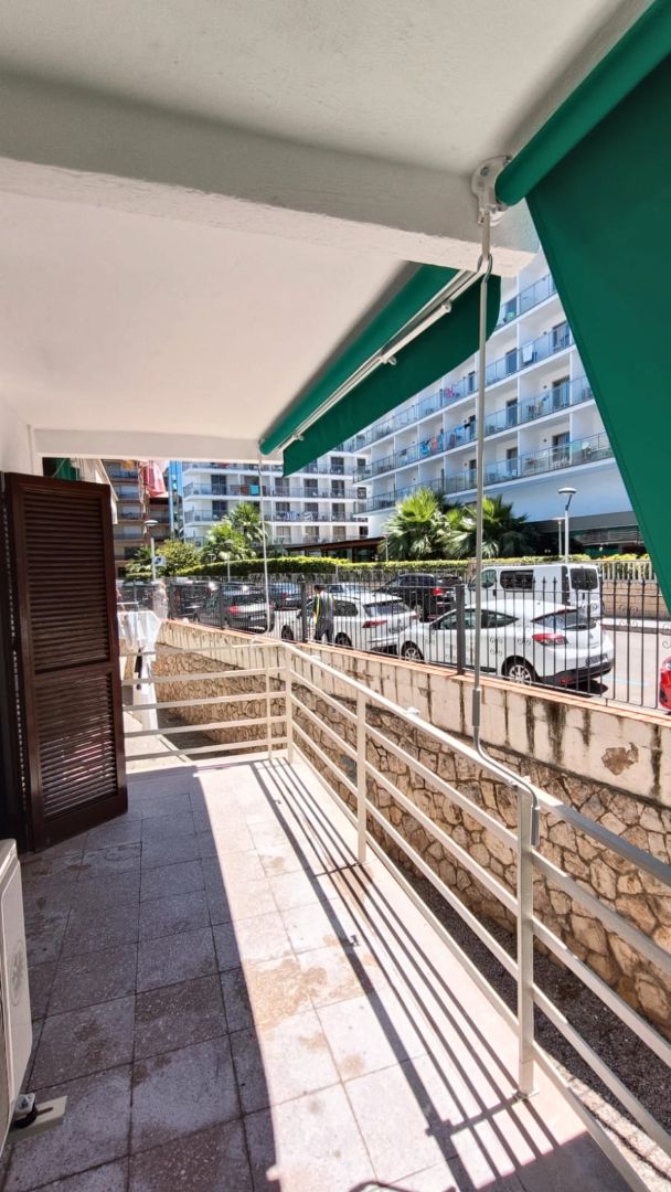 Exterior view of Flat to rent in Salou  with Air Conditioner, Parquet flooring and Balcony