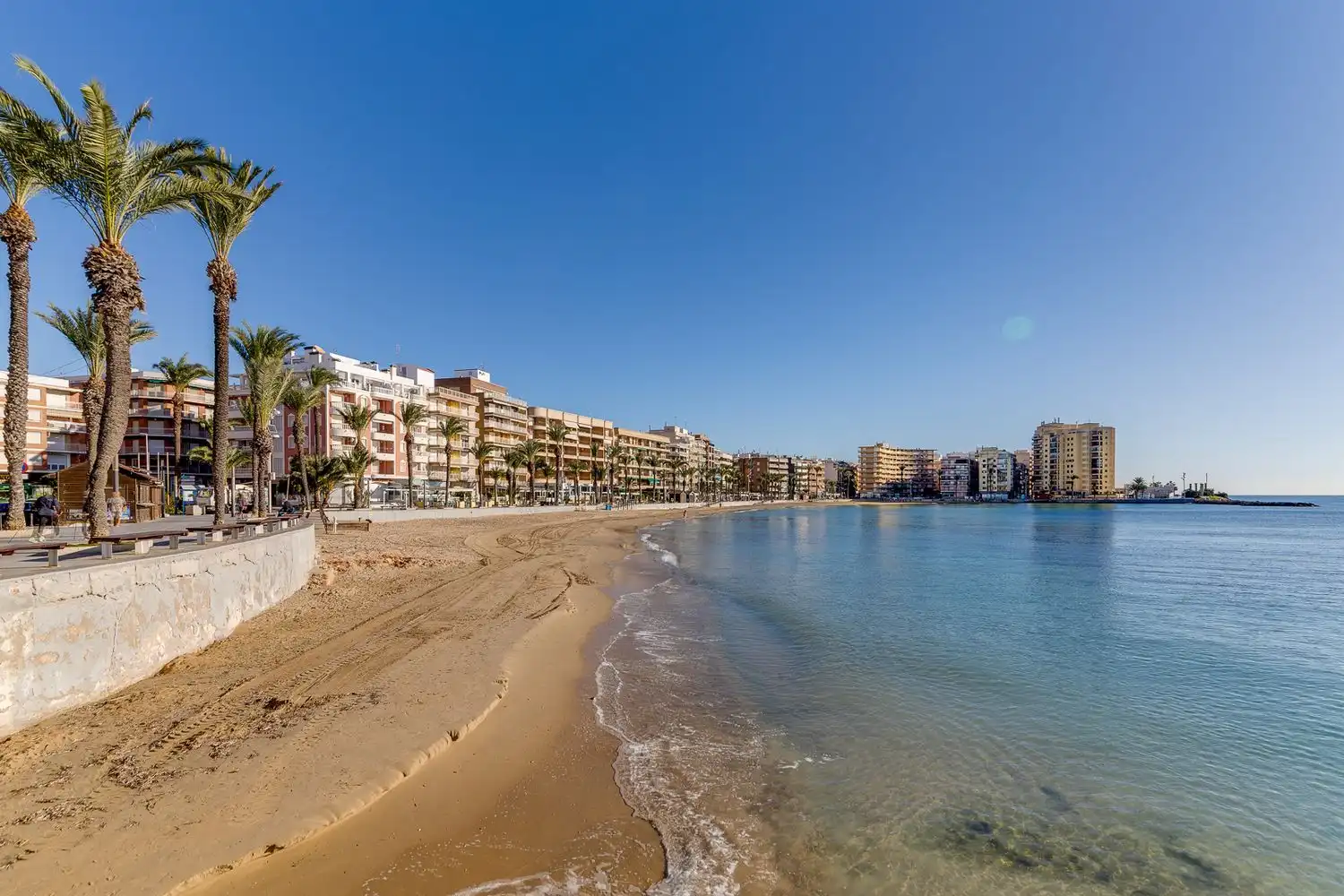 Vista exterior de Pis en venda en Torrevieja amb Terrassa i Traster