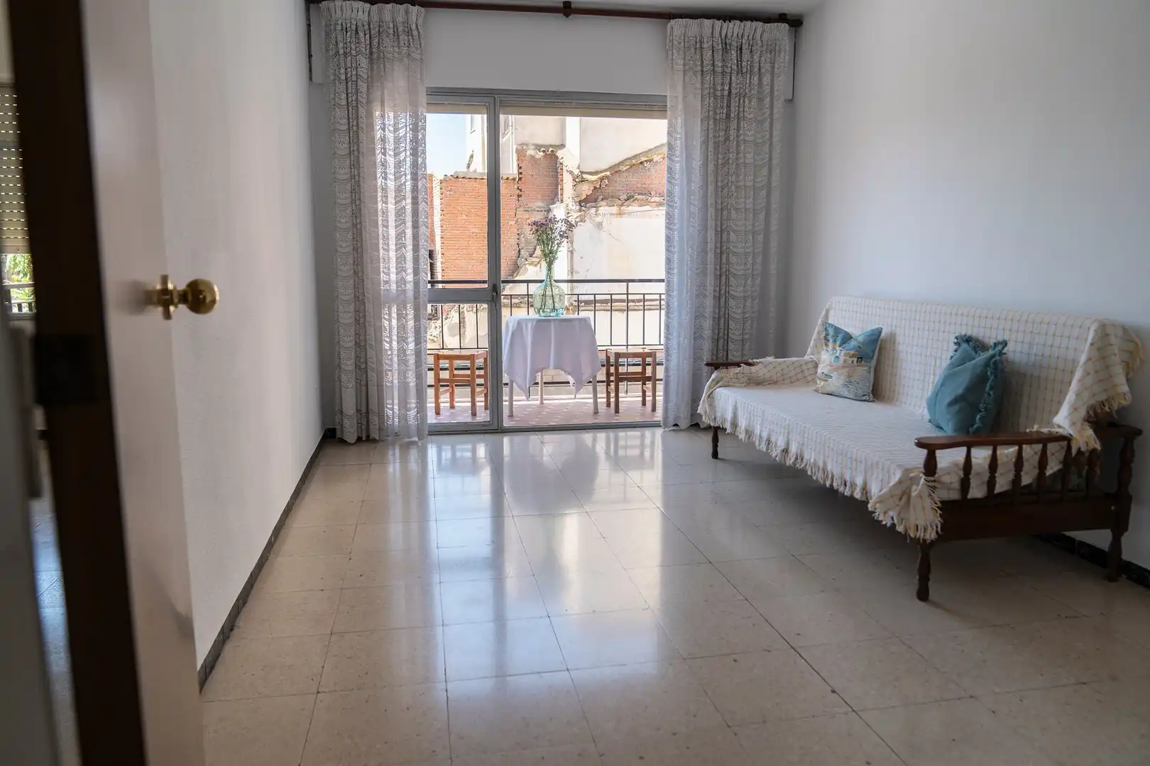 Wohnzimmer von Wohnung zum Verkauf in Quintanar de la Orden mit Parkett, Terrasse und Möbliert