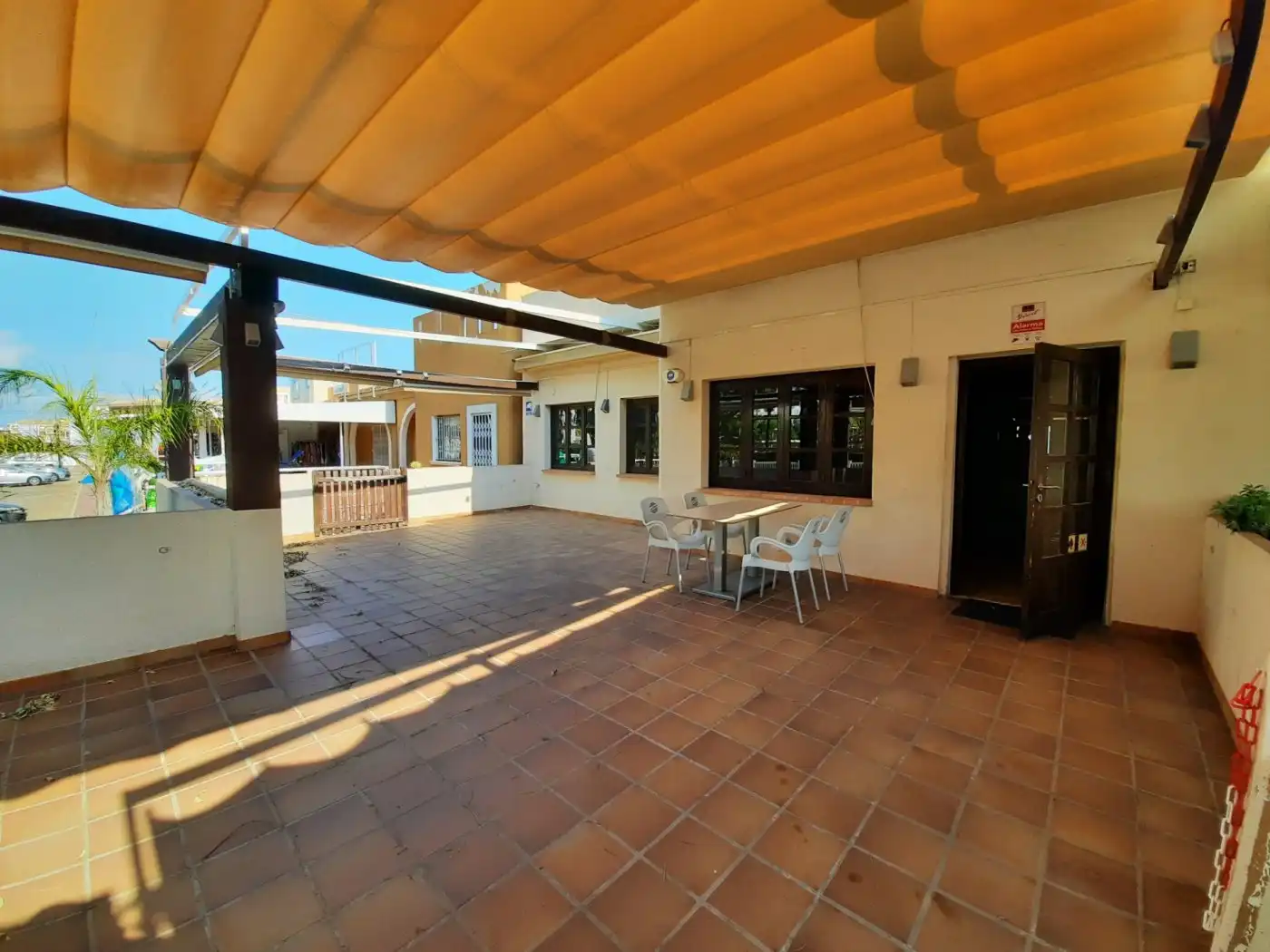 Locale commerciale in vendita a Las Marinas / Les Marines, imagen 3