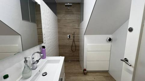 Foto 4 de Casa adosada en venda a Joan Prim, Lledoner, Barcelona