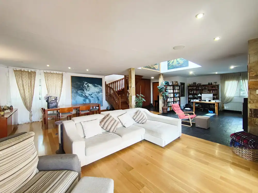 Sala de estar de Casa o chalet en venta en Guadarrama con Calefacción, Jardín privado y Parquet