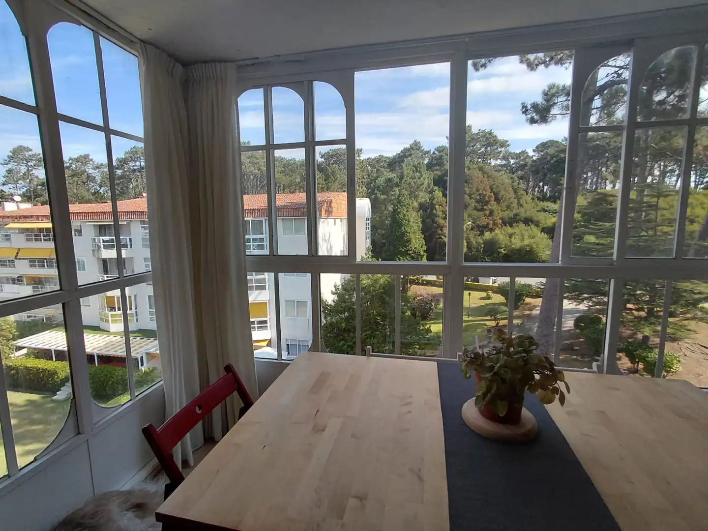 Comedor de Ático en venta en O Grove   con Jardín privado, Parquet y Piscina