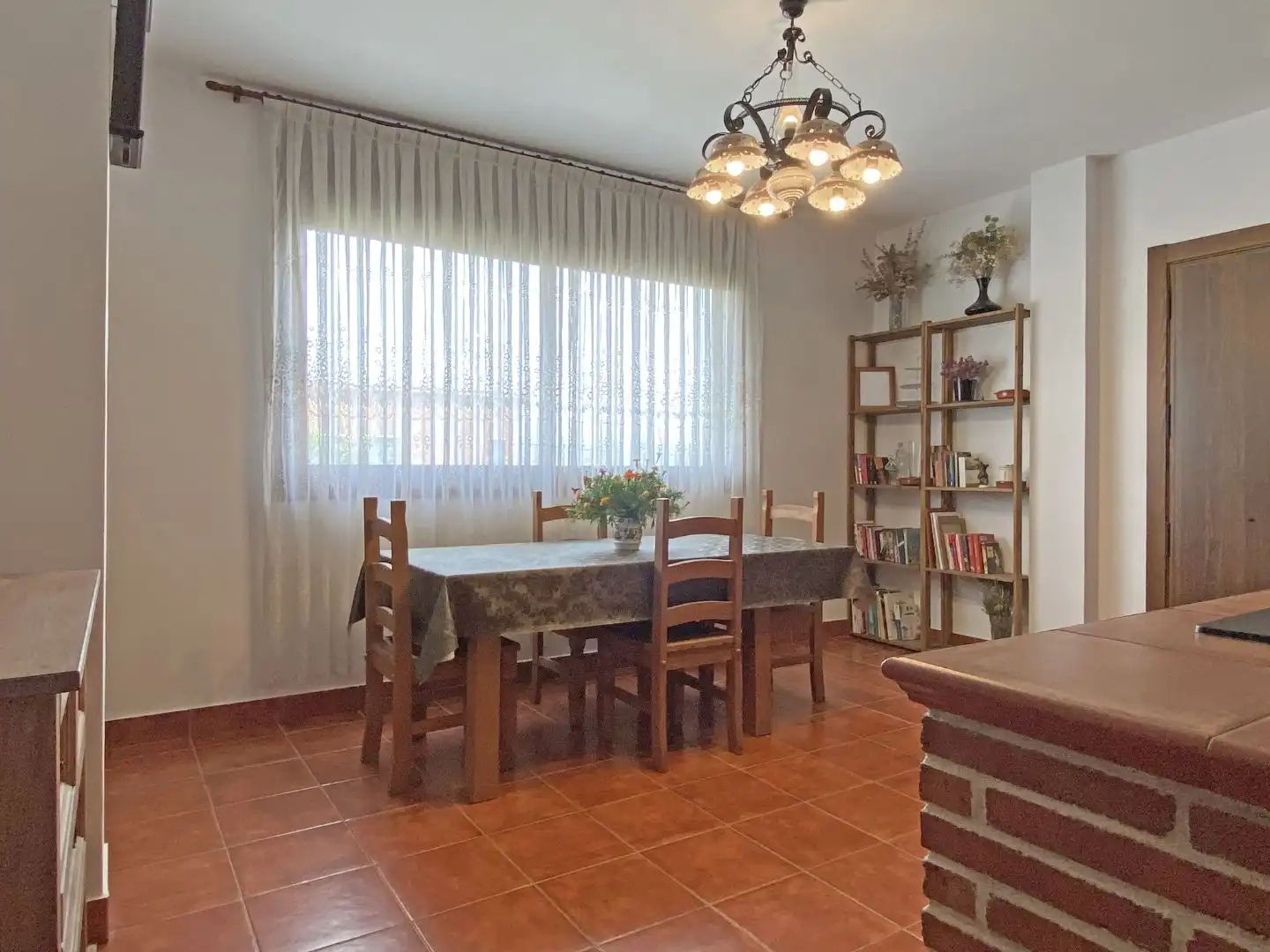 Comedor de Casa o chalet en venta en Sant Vicenç Dels Horts con Aire acondicionado, Terraza y Piscina