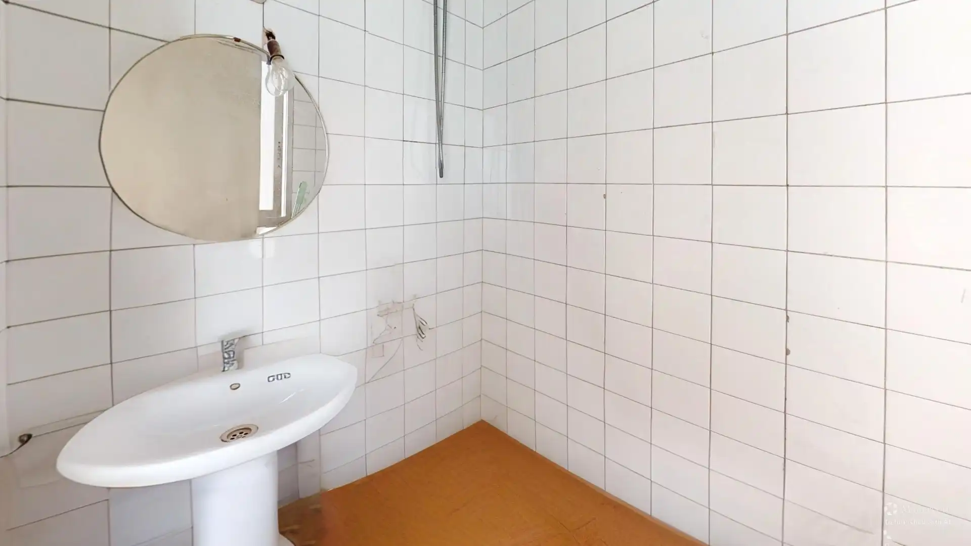 Bathroom of Flat for sale in Madrid  with Air Conditioner, Heating and Balcony