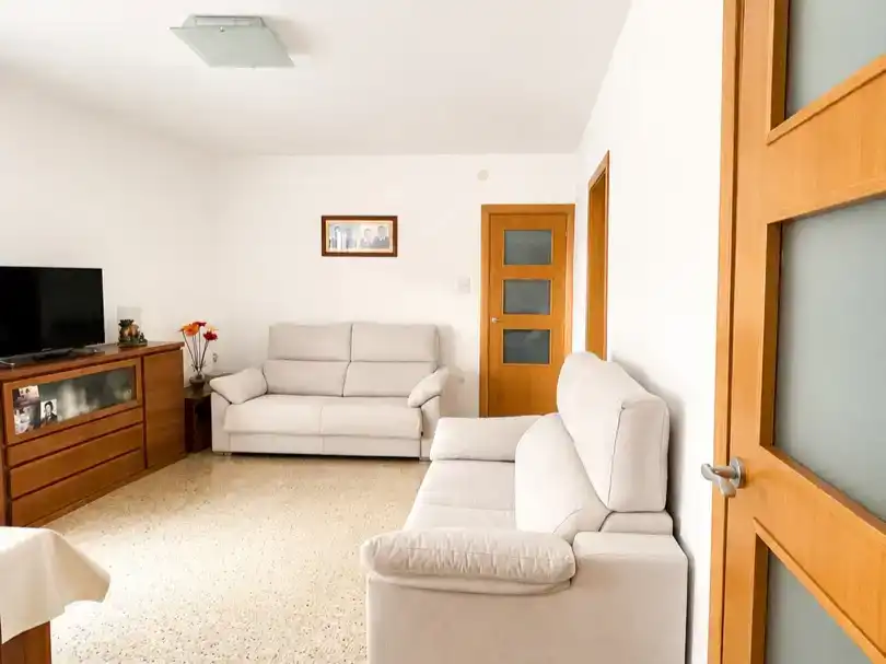 Sala d'estar de Pis en venda en Ripollet amb Balcó