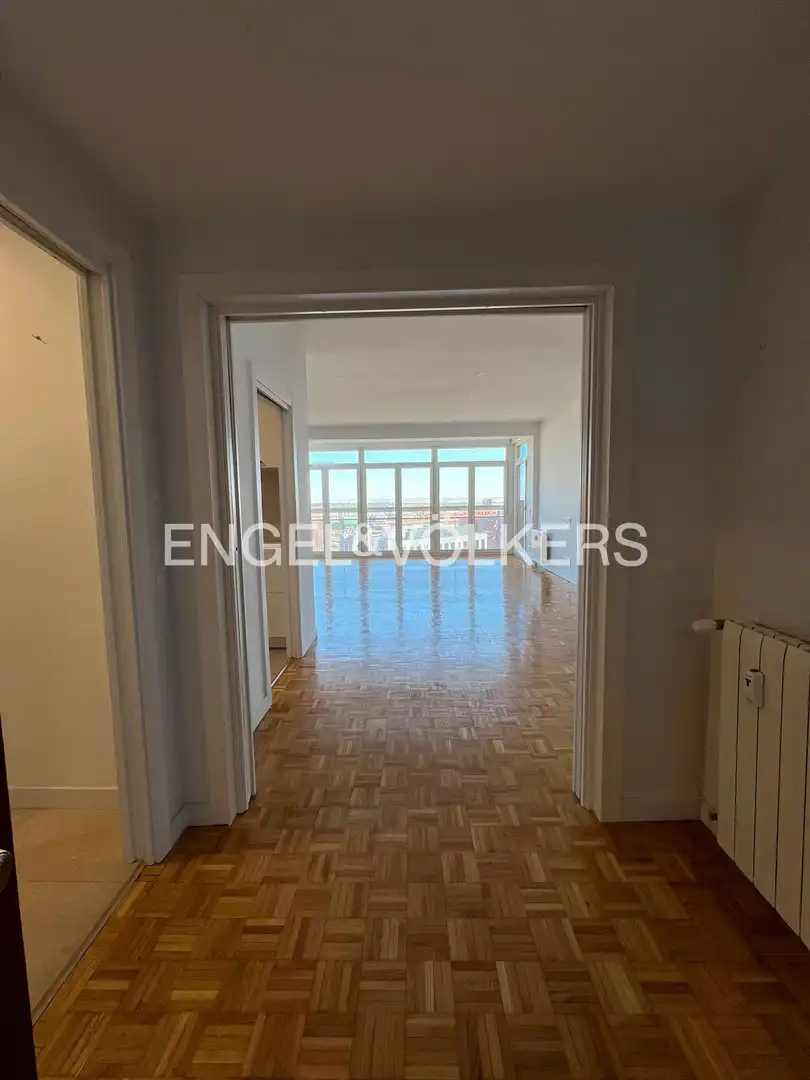 Flat for rent in Madrid  with Air Conditioner, Heating and Parquet flooring