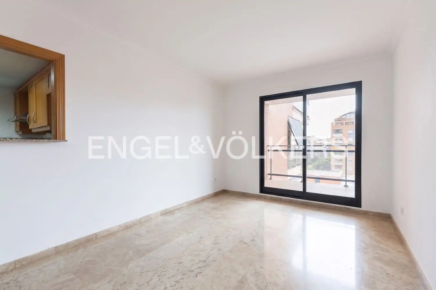 Sala de estar de Piso de alquiler en Valencia con Aire acondicionado, Calefacción y Jardín privado