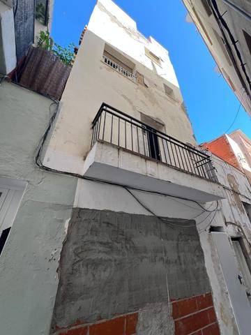 Casa-chalet en Venta en Carrer de l'Escultor Clarà, 6 en La Maurina