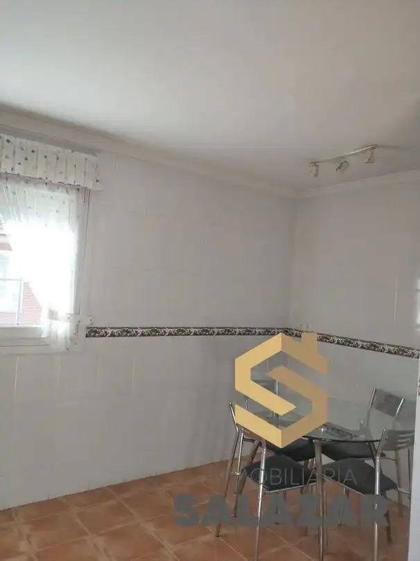 Baño de Piso de alquiler en Loiu con Calefacción y Terraza