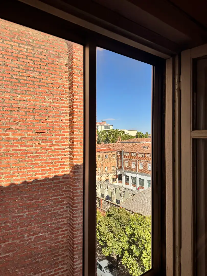 Vista exterior de Àtic en venda en Valladolid amb Calefacció, Parquet i Terrassa