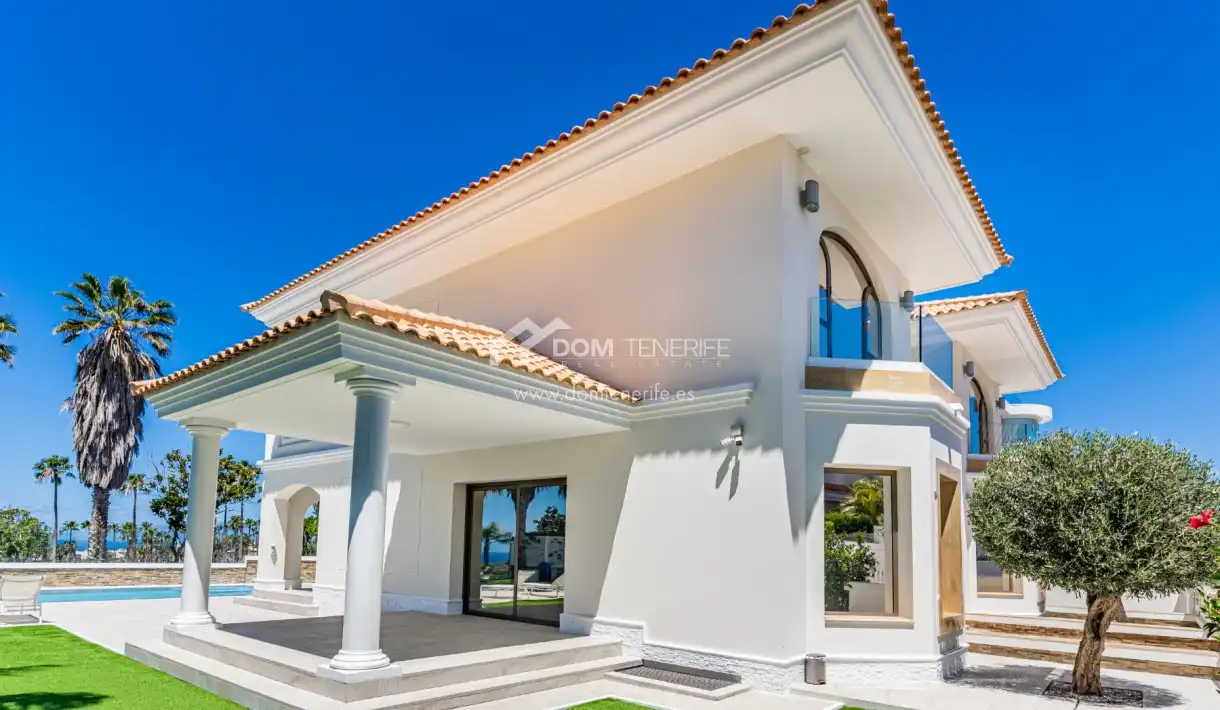 Vista exterior de Casa o chalet en venta en Adeje con Jardín privado, Terraza y Trastero