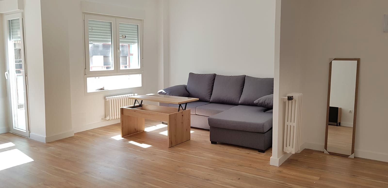 Flat to rent in Calle Rosario, Ensanche - Franciscanos