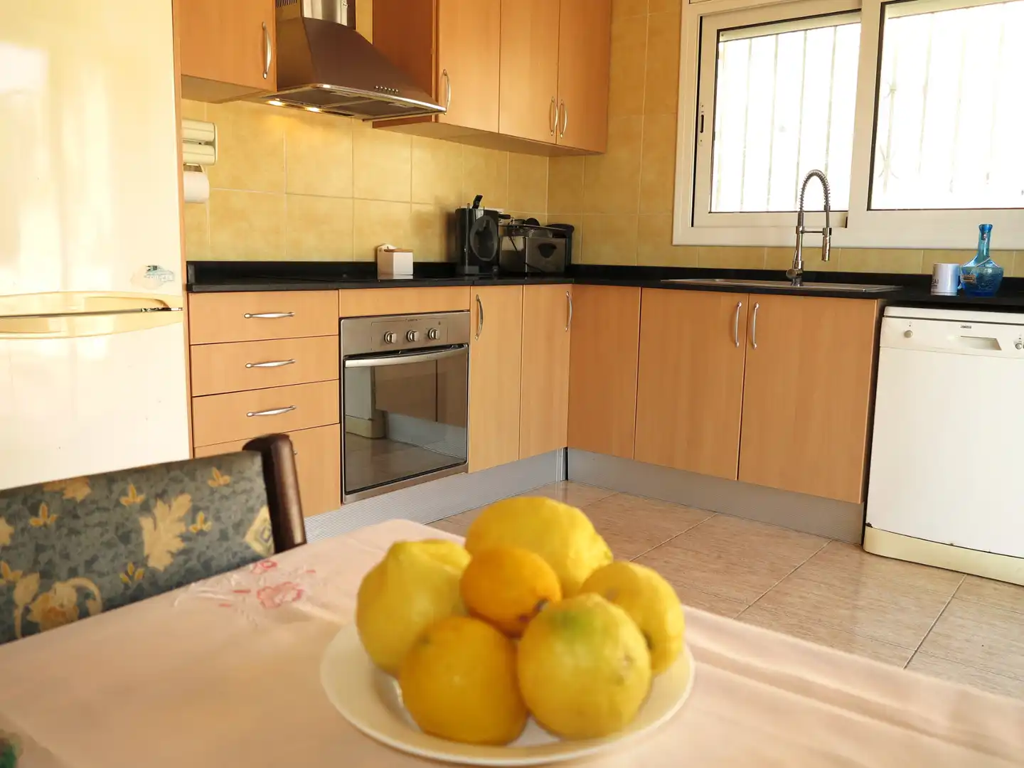 Cocina de Casa o chalet en venta en Blanes con Aire acondicionado, Jardín privado y Terraza