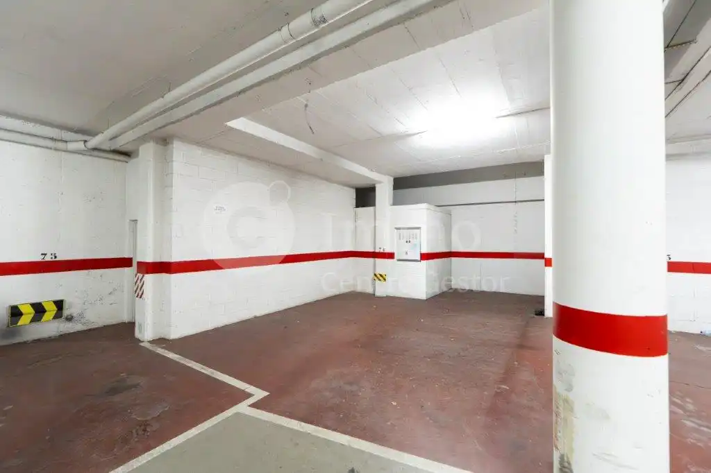 Parking de Dúplex en venta en Lleida con Aire acondicionado, Calefacción y Parquet