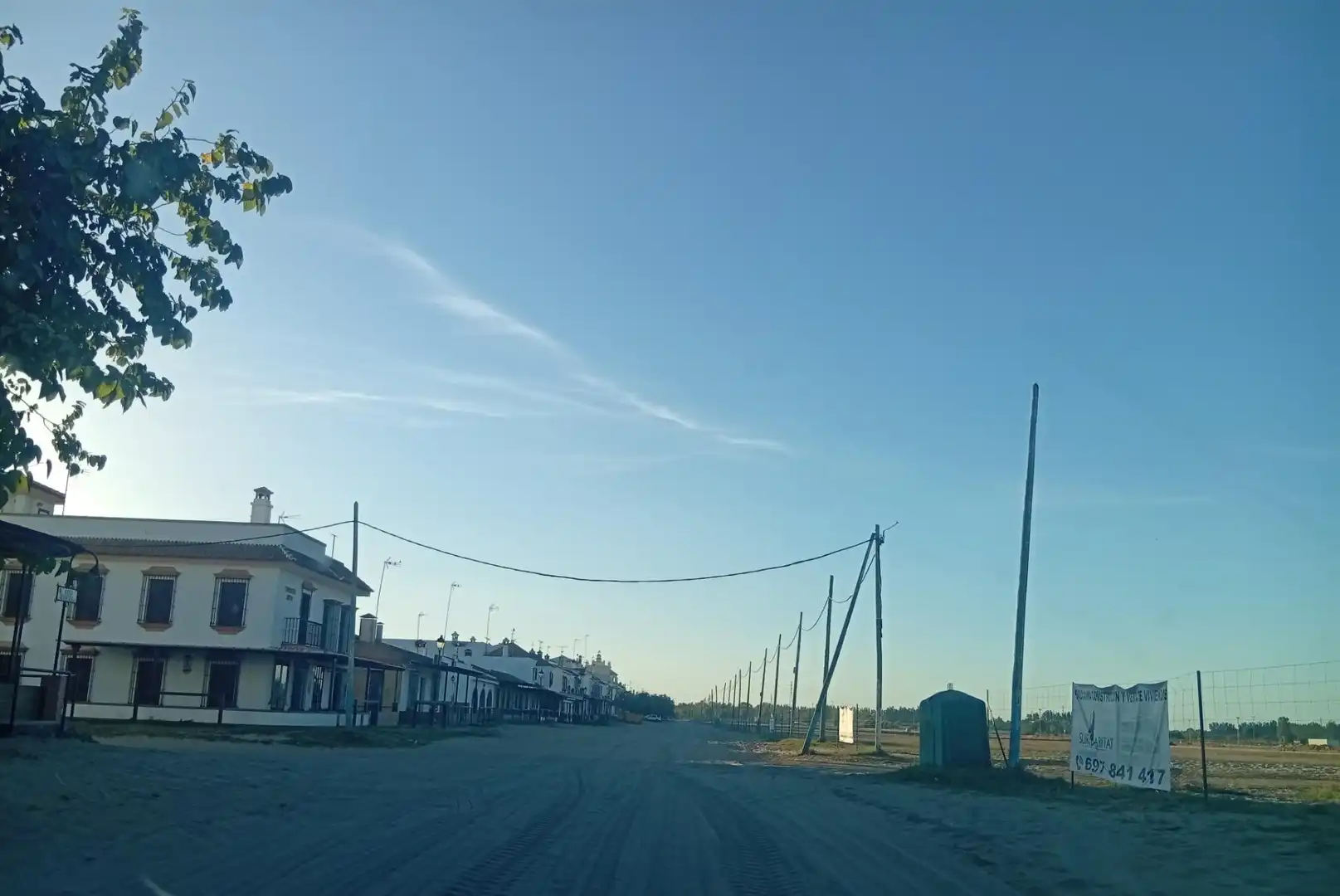 Vista exterior de Residencial en venta en El Rocío  