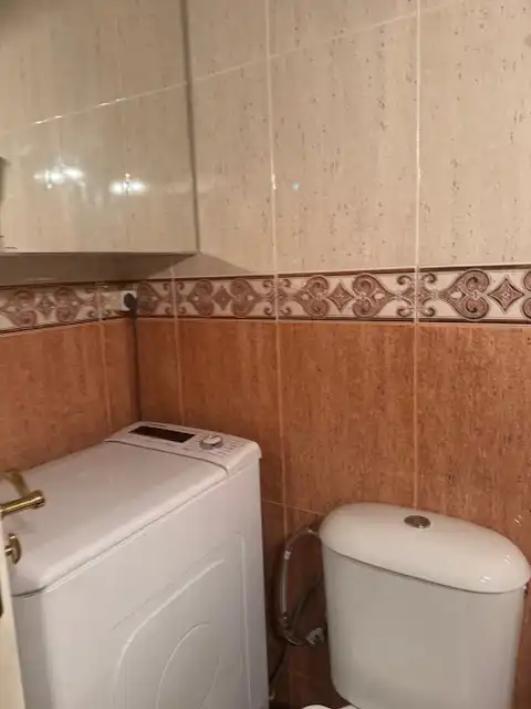 Baño de Piso de alquiler en Vegadeo con Calefacción, Amueblado y Horno