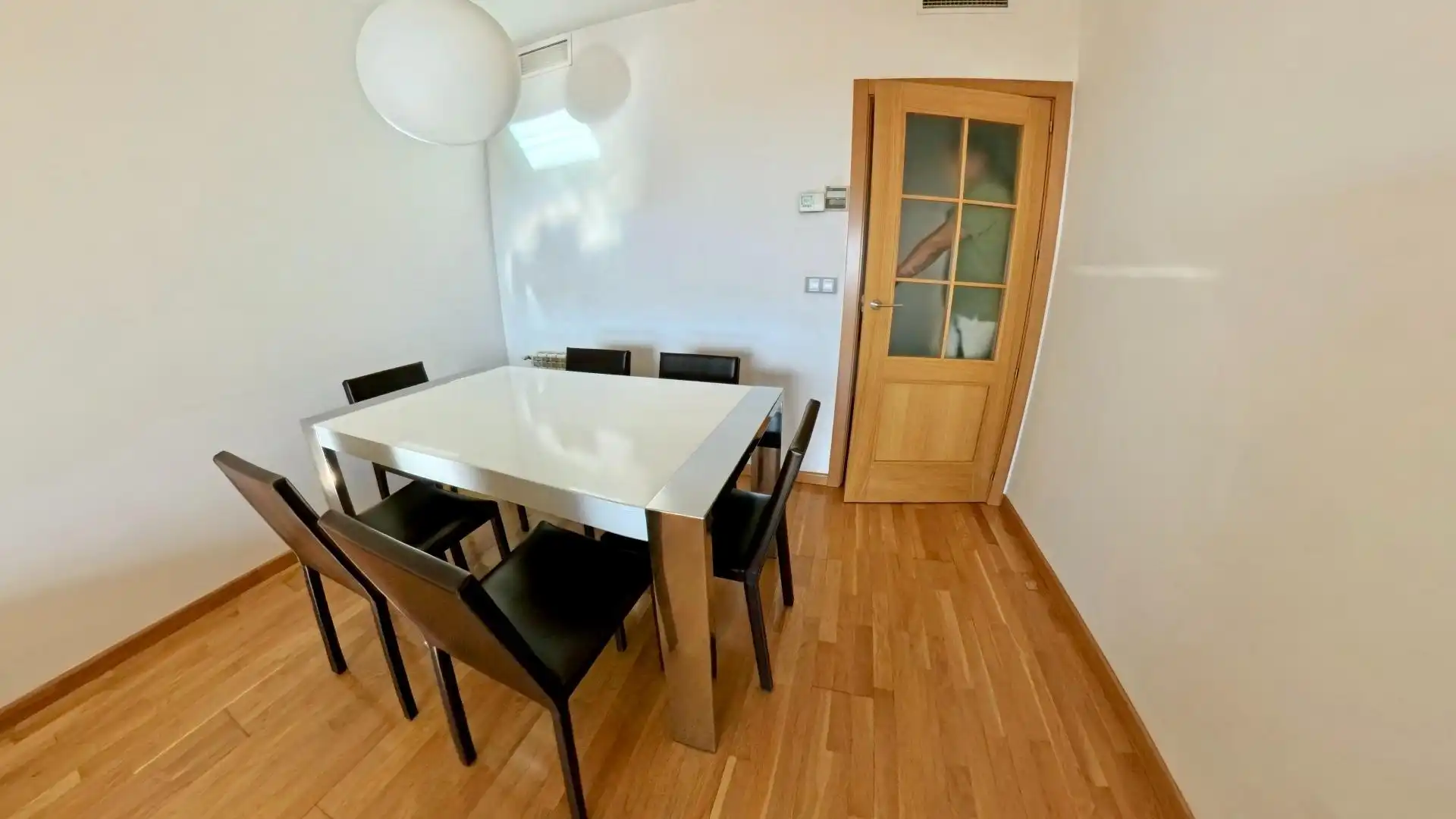 Flat for sale in Avenida Avenida de la Ilustración, 85, Campus de la Salud