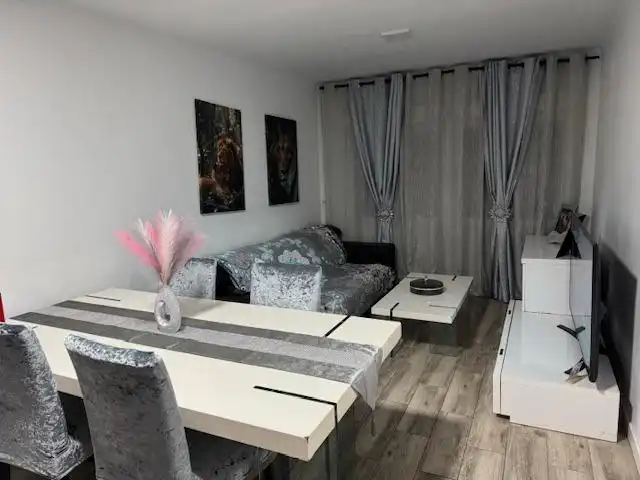 Sala de estar de Piso en venta en Esparreguera con Calefacción y Balcón