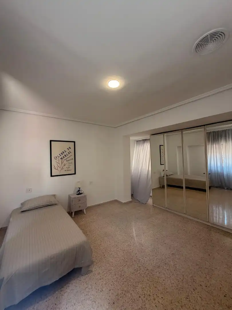 Habitación de Piso de alquiler en Sagunto / Sagunt con Amueblado