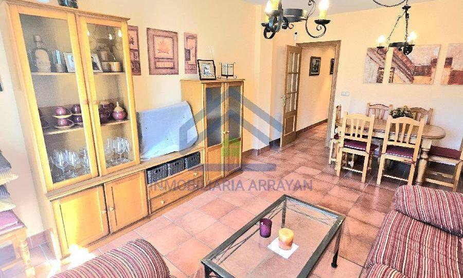 Foto 1 de Pis en venda a Güéjar Sierra, Granada