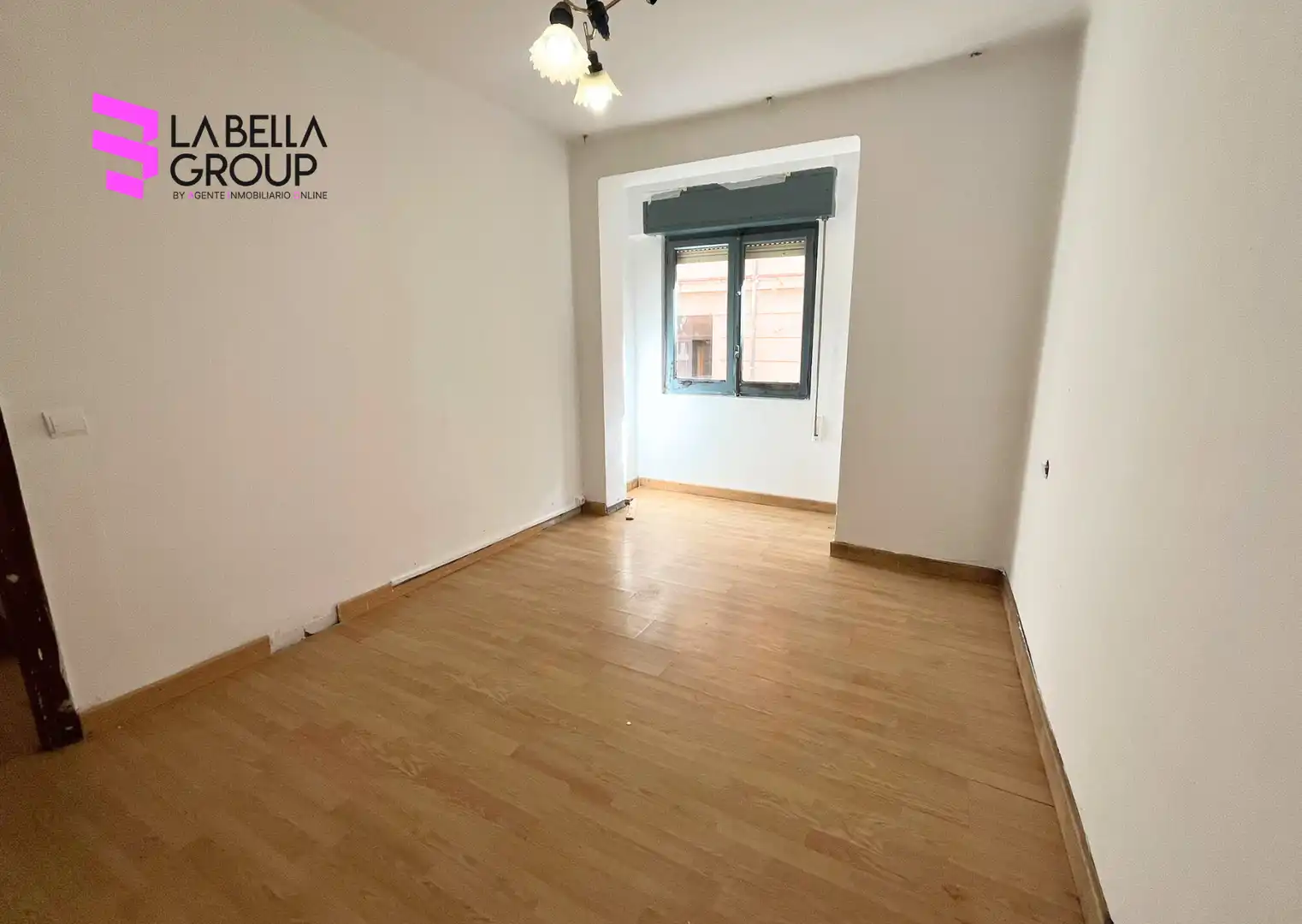 Habitación de Piso en venta en Soria Capital  con Calefacción, Parquet y Balcón