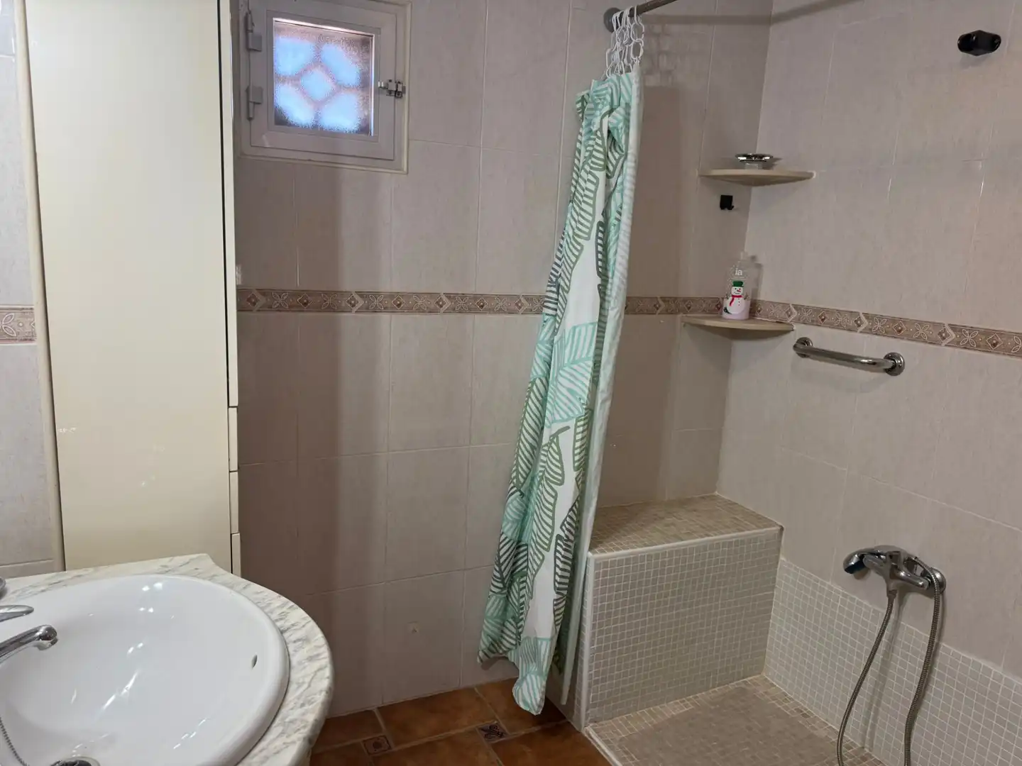 Bathroom of Flat for sale in Redován  with Air Conditioner, Furnished and Balcony